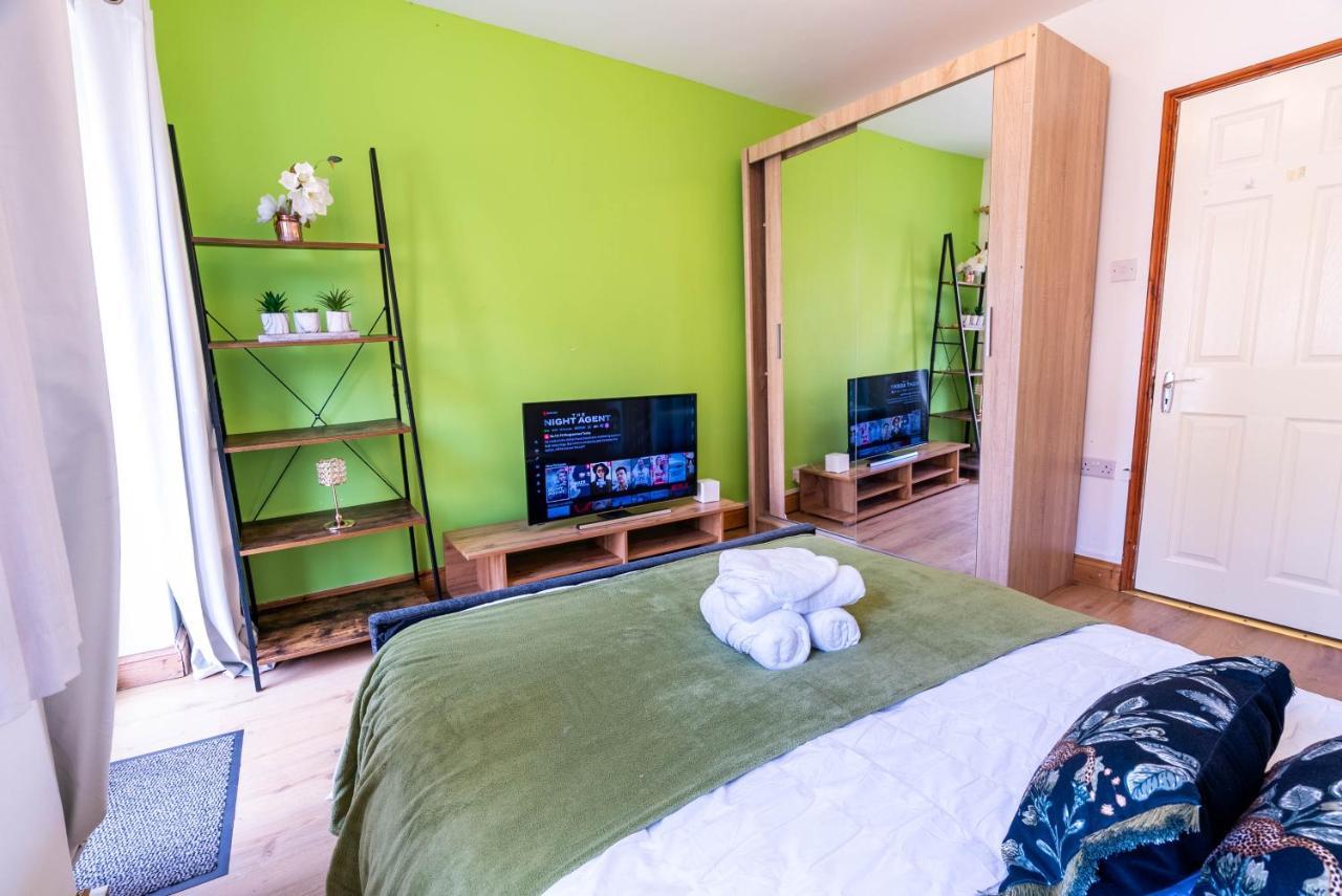 090 Beautiful 1 Bedroom Flat Near Luton Town And Station Kültér fotó
